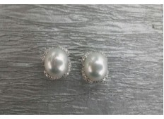 Diamond Pearl Earring